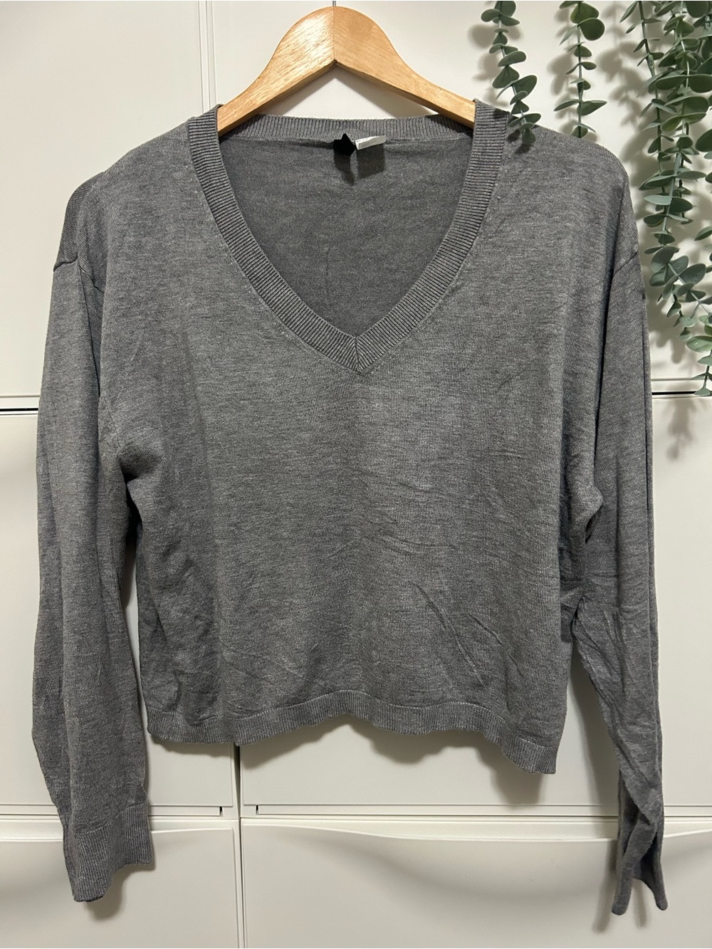 H&M Divided Light Gray Crew Neck Sweater